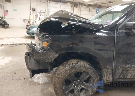 2022 Ram 1500 Big Horn 4X4 6'4 Box from USA, damaged, VIN 1C6SRFBT2NN224283